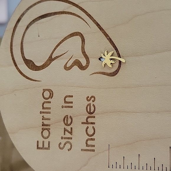 Palm Tree Stud Earrings - Picture 3 of 4